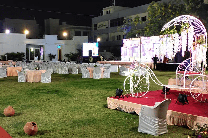 alt-text Lawn | Renest Gandhidham | Gujarat 4